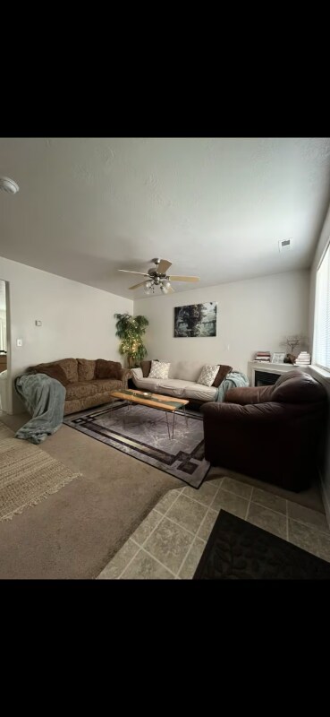 Foto del edificio - 1602 N Stevens Dr