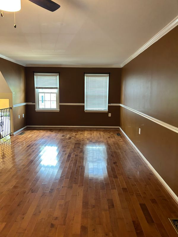 Building Photo - 12052 Stallion Ct