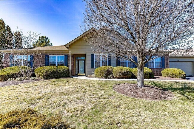 Foto del edificio - 6821 Gentry Ln
