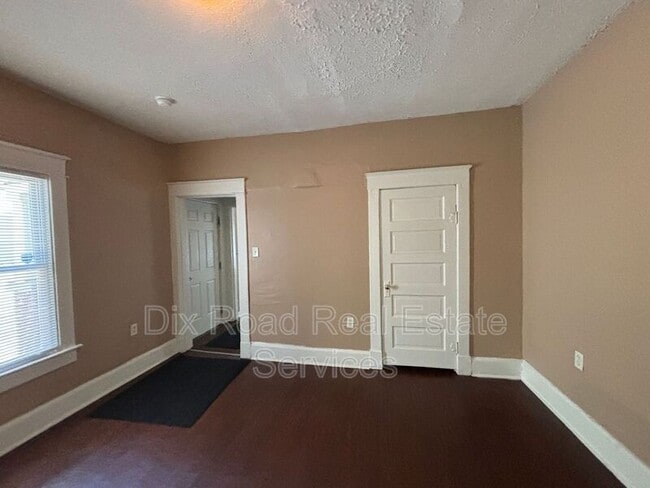 Building Photo - 1618 Taylor
