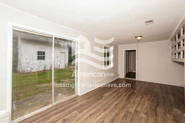 Foto del edificio - 3441 Glynn Ave