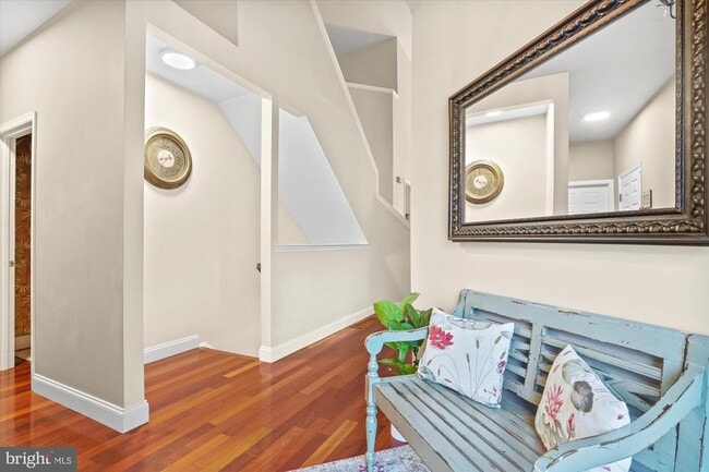 Building Photo - 406 Oak Hill Ln