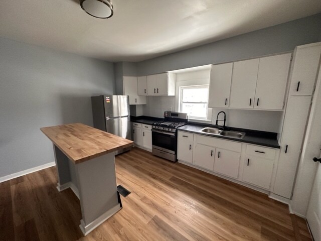 Foto del edificio - 4694 State Rd