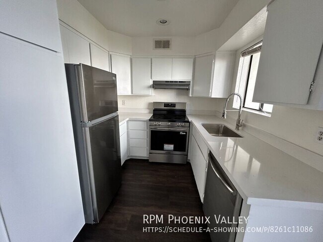 Foto del edificio - 1702 E Ocotillo Rd