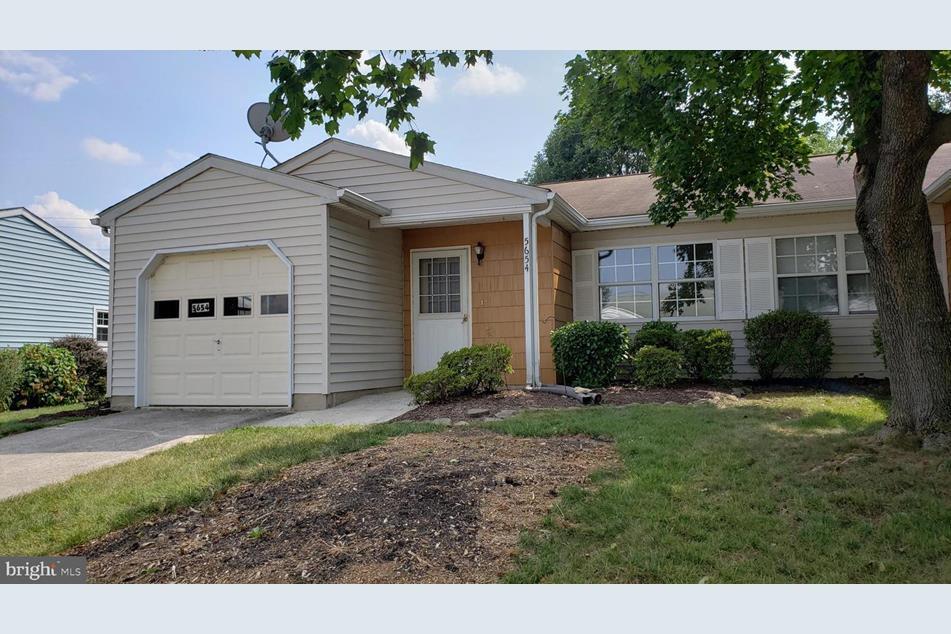 5654 Crabapple Dr, Frederick, MD 21703 House Rental in Frederick, MD
