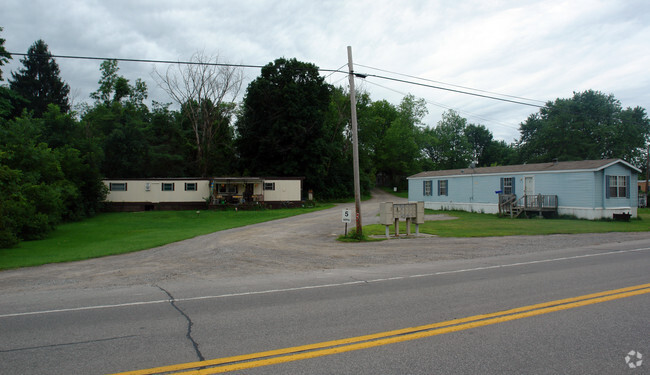 Building Photo - Pineridge Mobile Home Park