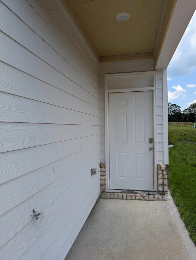 Foto del edificio - 265 Deerberry Dr