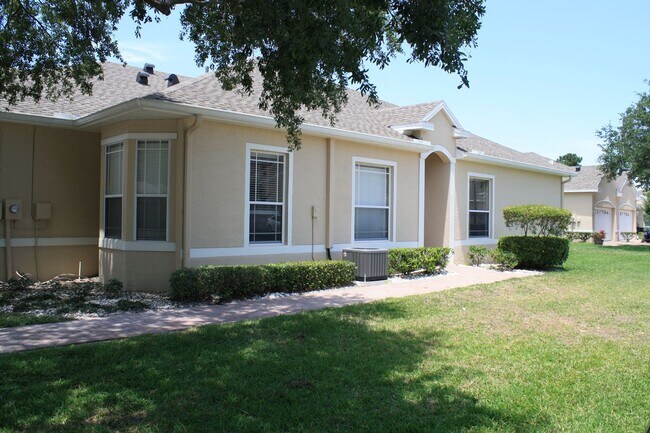 Building Photo - Beautiful 2 bedroom 2 bath villa in Briar Patch Village
