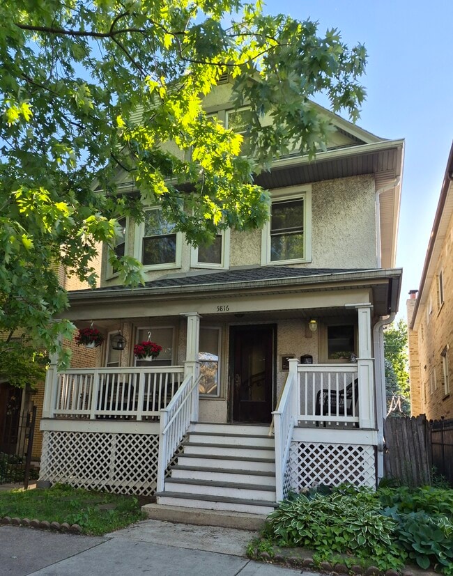 Building Photo - 5816 N Rockwell St