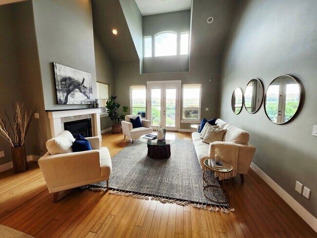 Building Photo - Beautiful Riverfront Retreat, 2 River-Faci...