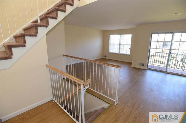 Foto del edificio - 719 Stony Brook Way