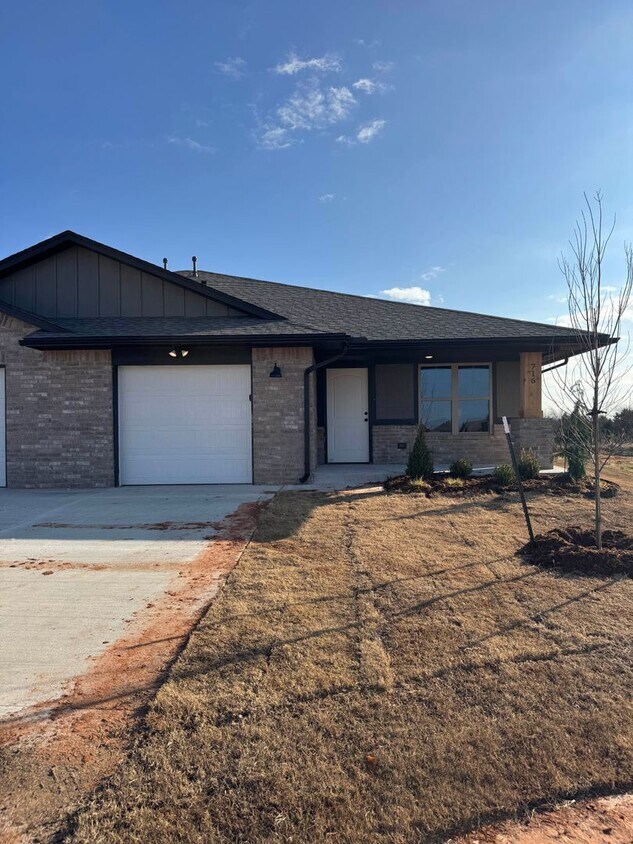 Primary Photo - Brand New Home Availabe Now In Wasington u...
