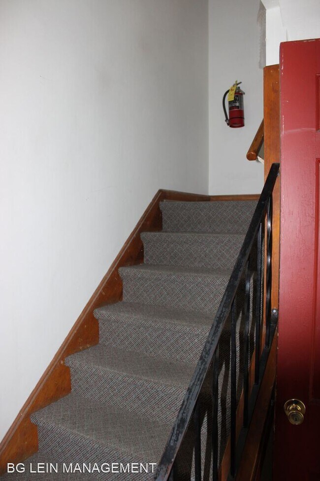 Foto del edificio - 120-222 S 76th St