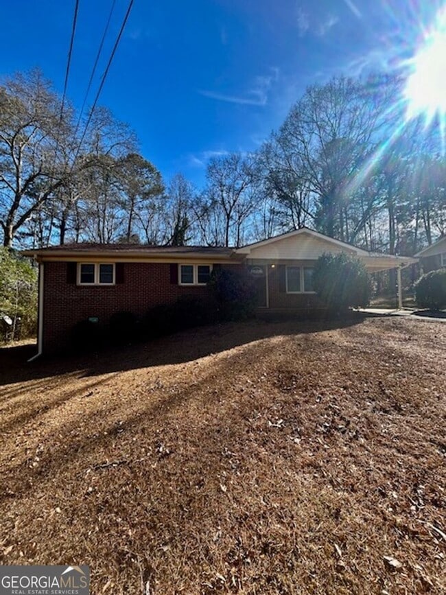 Building Photo - 194 VFW Dr