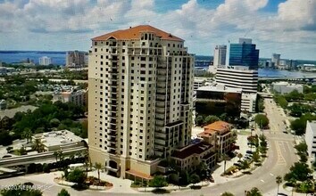Building Photo - 1478 Riverplace Blvd