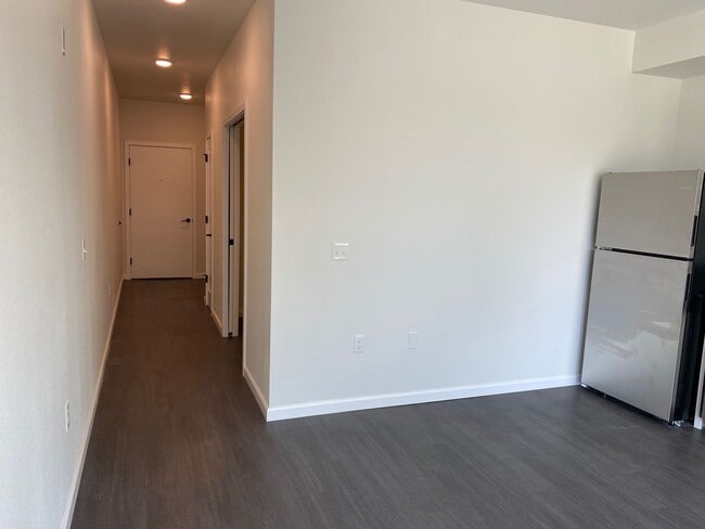 Interior Photo - The Lurana