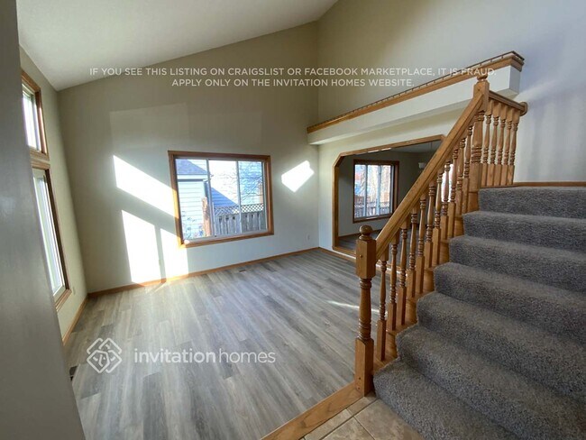 Foto del edificio - 14371 Raven St NW