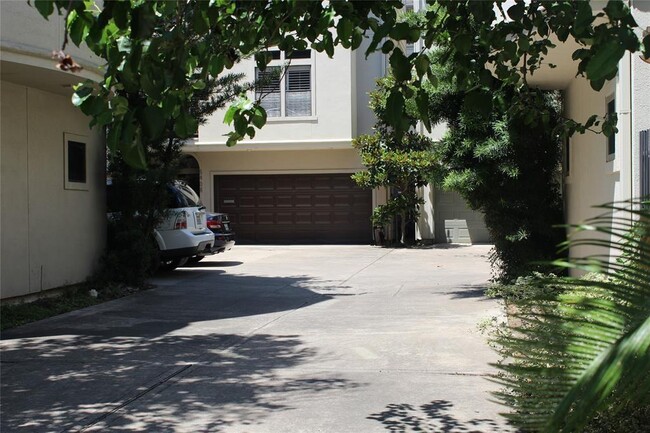 Building Photo - 5410 Rose St