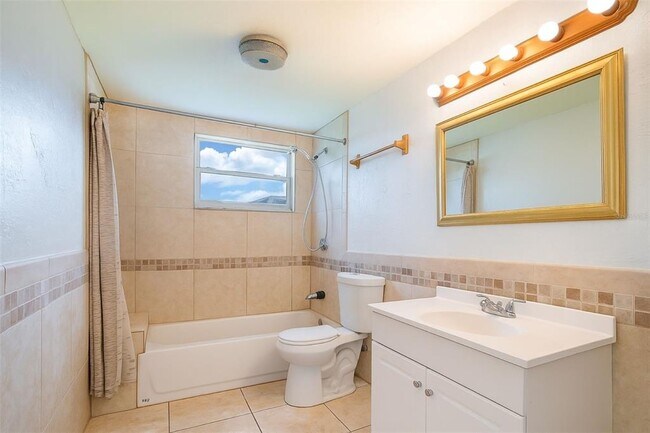 7407 Duke Dr Hudson FL 34667 - 7407 Duke Dr Hudson Fl Building Photo