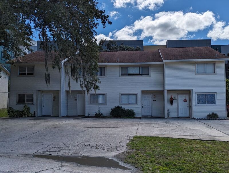 Primary Photo - 12128 Napiers Cir
