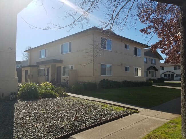 Building Photo - 658 Kodiak Ct