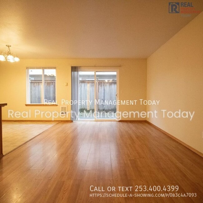Building Photo - 3507 S 43rd St