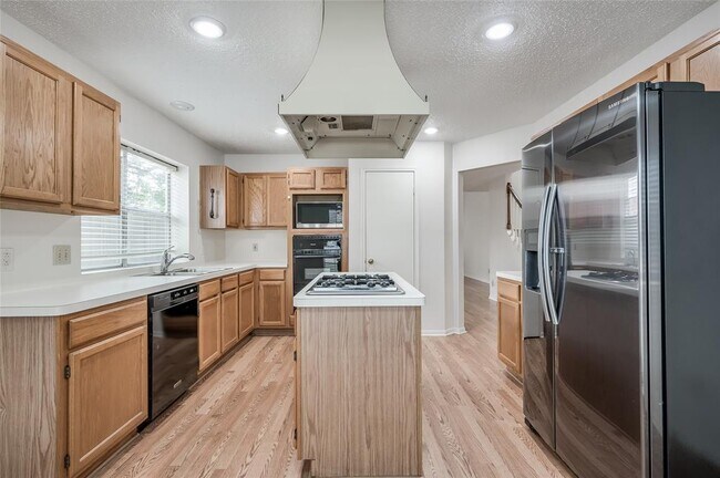 Building Photo - 3342 Bluebonnet Meadows Ln