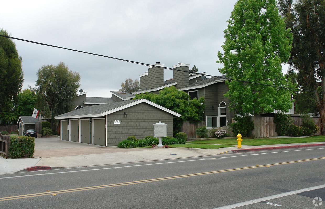 Primary Photo - Blue Horizon Villas