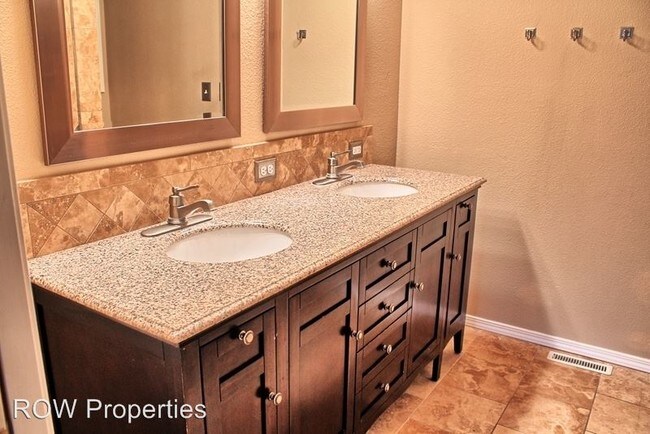 Foto del edificio - 13429 W Acorn St