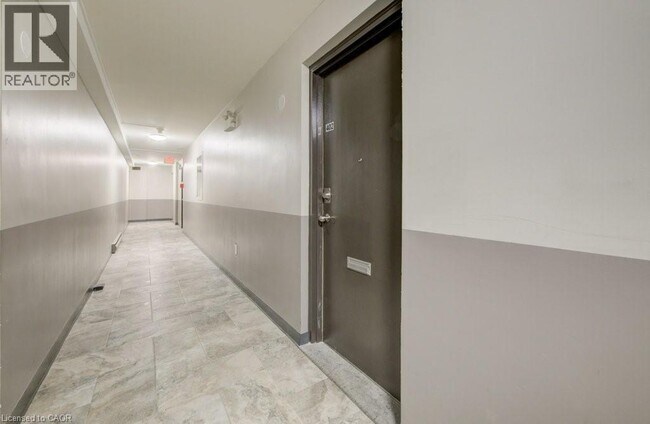 Photo du bâtiment - 80 King Edward Ave