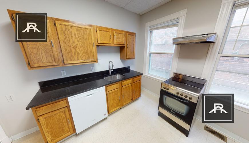 Primary Photo - 3 bedroom in Cambridge MA 02139
