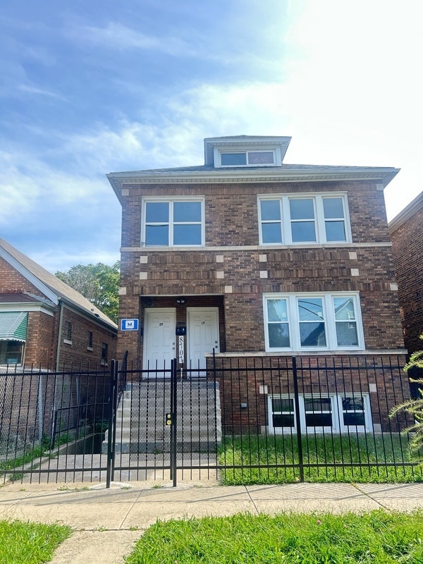 Building Photo - 8707 S Manistee Ave
