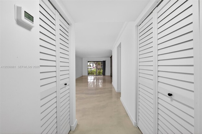Photo - 265 SE 10th St Apartment