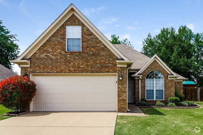 Building Photo - 105 Clay Hills Dr