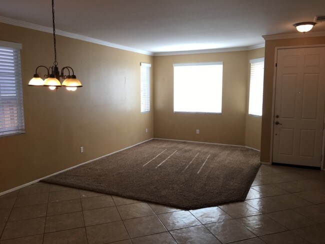 Building Photo - 1175 Sykes Dr