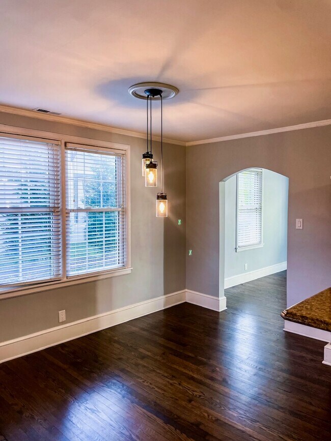 Dining Area - 2338 Morton St