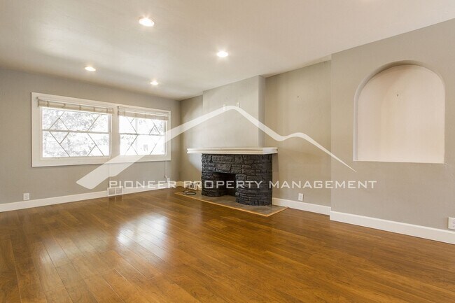 Building Photo - Spacious Home with 2 Car Garage and Storage Shed!