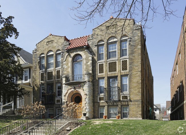 Foto del edificio - 3016 James Ave S