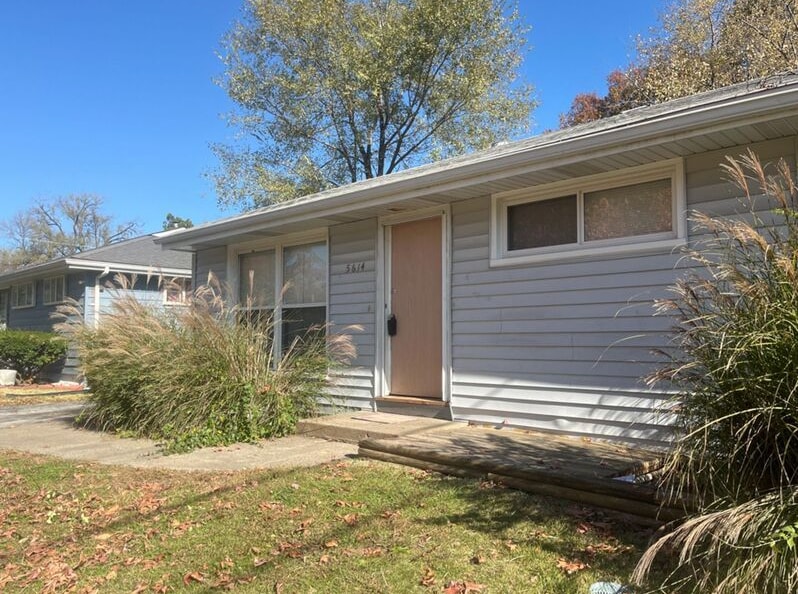 Primary Photo - 5614 Sanborn Dr