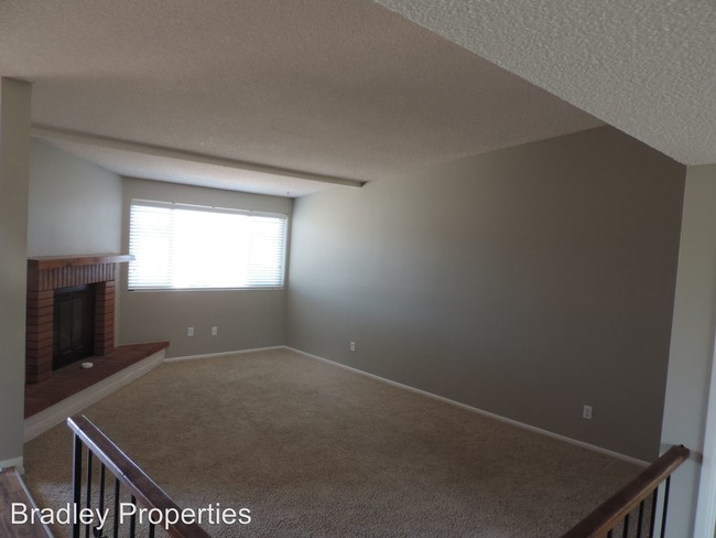 Building Photo - 3862 Quail Run Dr