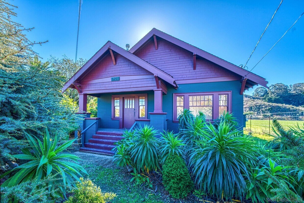 Foto principal - 1926 Pescadero Creek Rd