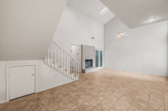 Foto del edificio - Spacious 2/2/2!