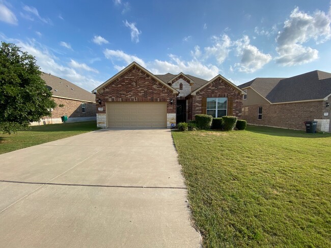 Foto del edificio - 820 Olive Ln
