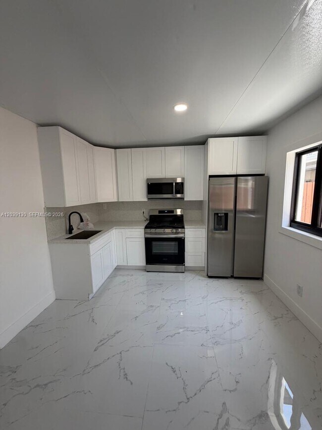 Foto del edificio - 1230 NW 135th St