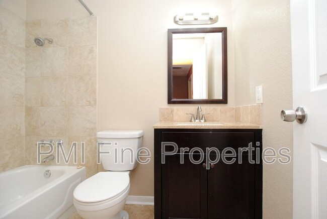 Foto del edificio - 7853 Fuqua St