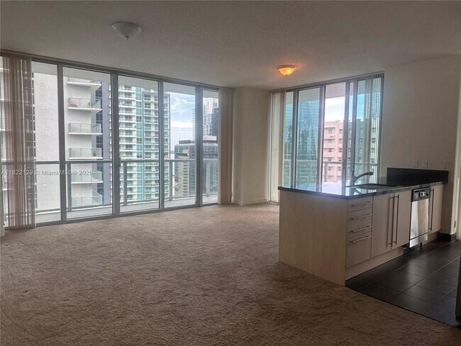 Foto del edificio - 1111 SW 1st Ave