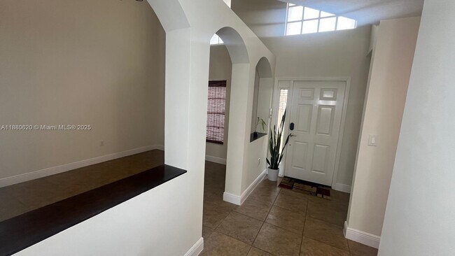 Foto del edificio - 1376 NW 192nd Ave