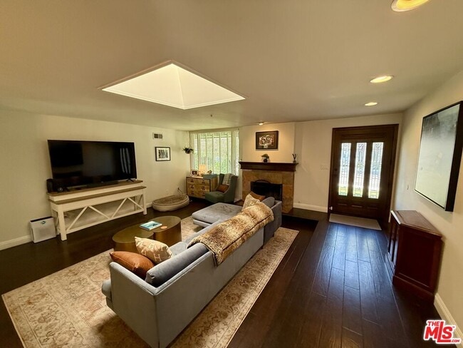 Building Photo - 1097 Finrod Ct