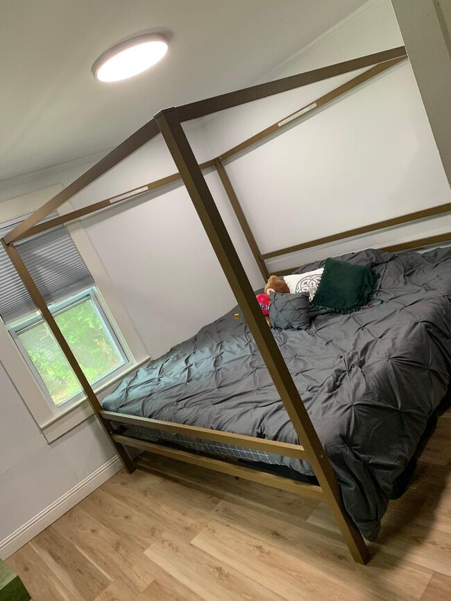 room2 also has a closet - 164 Bynum Ave