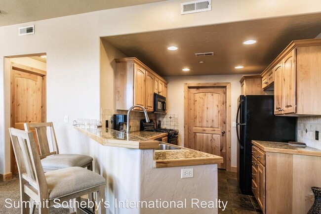 Foto del edificio - 1575 Fox Hollow Ln